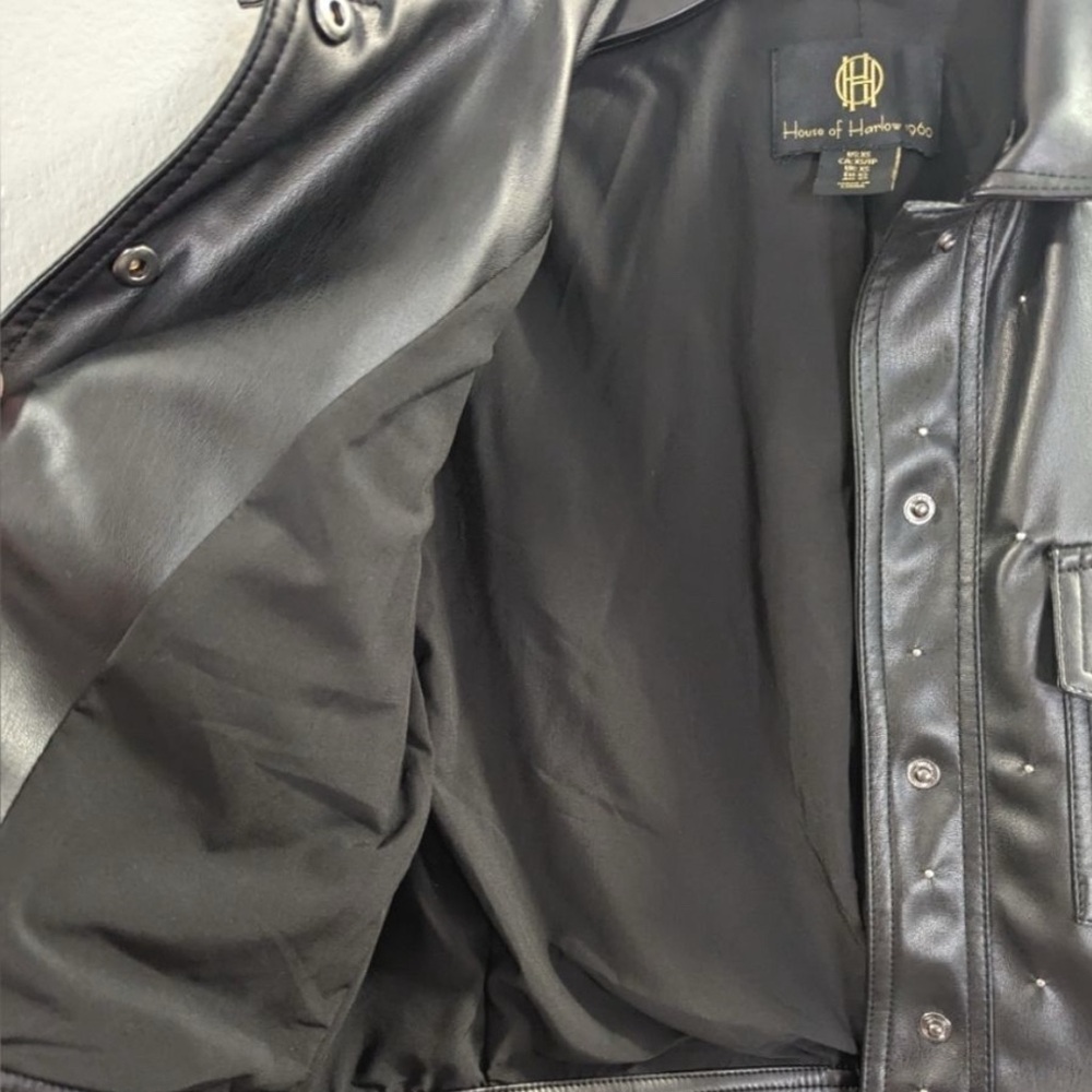 House of Harlow 1960 Black Studded Cropped Leather Jacket - Picture 3 of 3